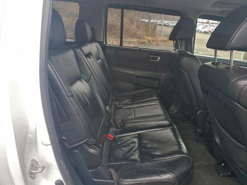 Photo 11 from auction – 2012 HONDA PILOT TOUR with VIN 5FNYF4H93CB033866
