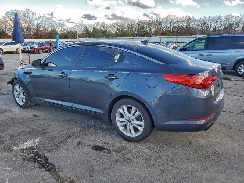 Photo 2 from auction – 2011 KIA OPTIMA EX with VIN KNAGN4A75B5077727