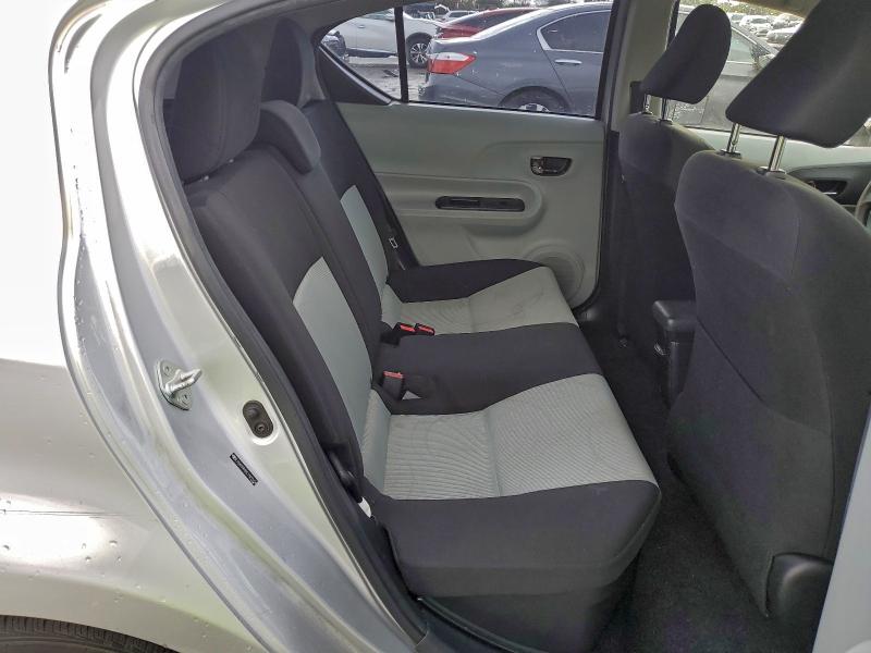 Photo 10 from auction – 2012 TOYOTA PRIUS C with VIN JTDKDTB39C1527104