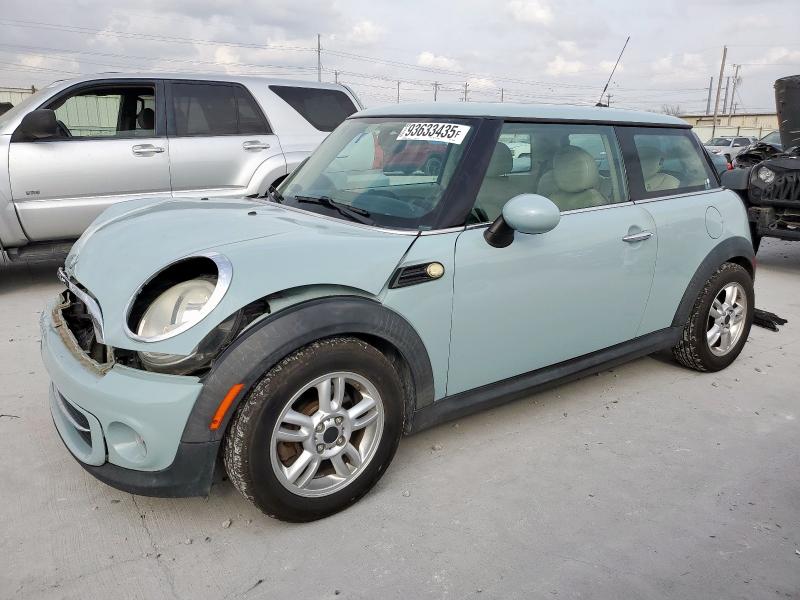 MINI COOPER 2011 with VIN WMWSU3C5XBT253492 - Photo from auction