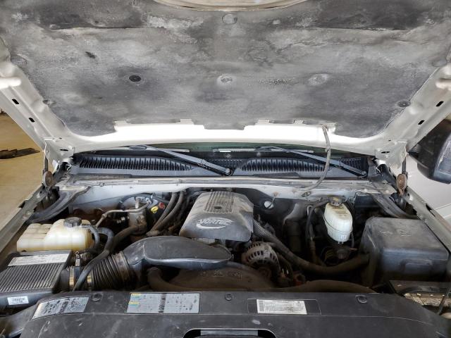 Photo 11 from auction – 2005 CHEVROLET SILVERADO with VIN 1GCGK13U35F833857