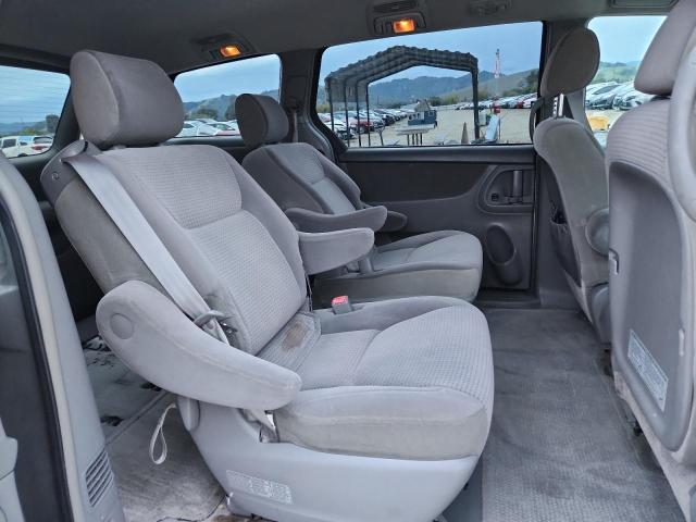 Photo 10 from auction – 2006 TOYOTA SIENNA CE with VIN 5TDZA23C86S473401