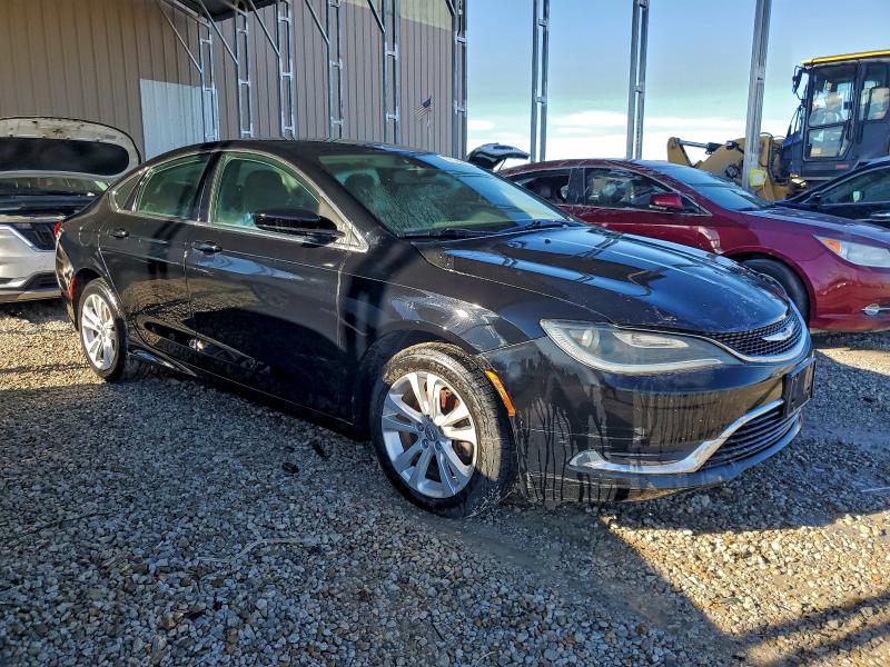 Photo 4 from auction – 2016 CHRYSLER 200 with VIN 1C3CCCAB4GN103624