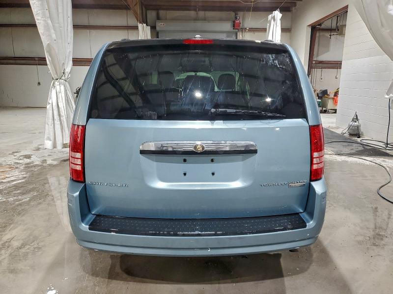 Photo 6 from auction – 2010 CHRYSLER TOWN & COU with VIN 2A4RR5D18AR300366