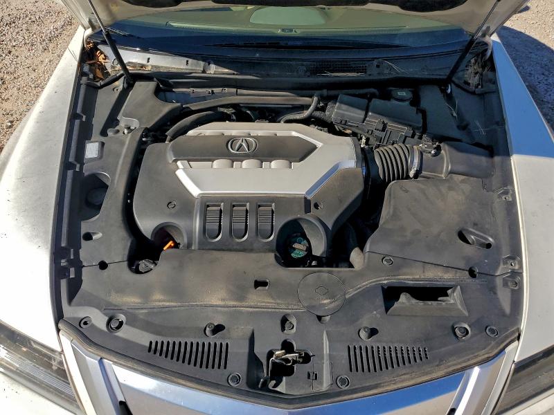 Photo 11 from auction – 2010 ACURA RL with VIN JH4KB2F60AC000850