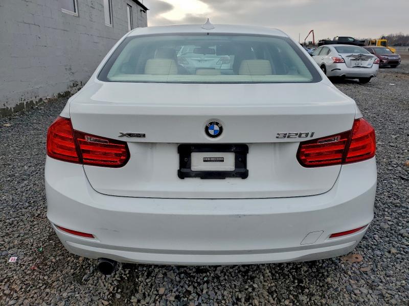 Photo 6 from auction – 2014 BMW 320 I XDRI with VIN WBA3C3G53ENS70225