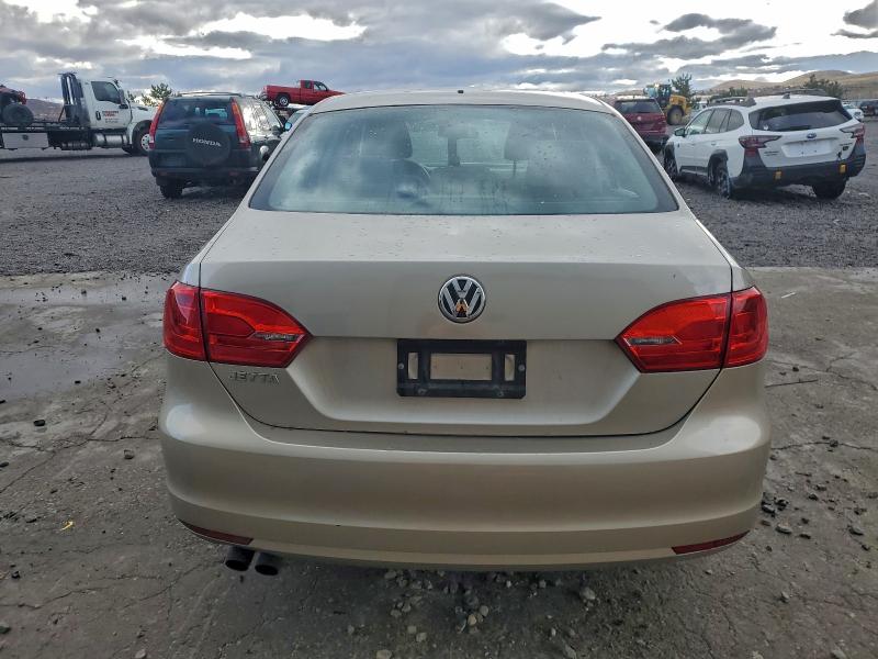 Photo 6 from auction – 2014 VOLKSWAGEN JETTA BASE with VIN 3VW2K7AJ5EM299120