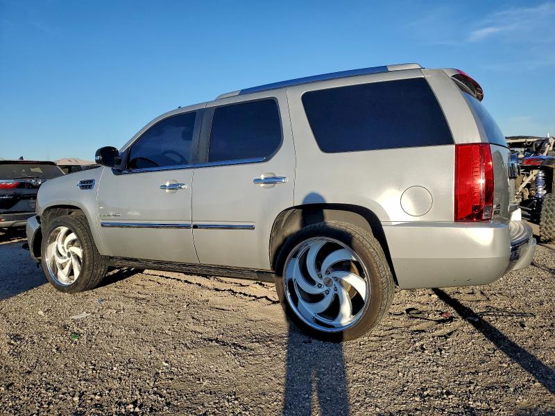 Photo 2 from auction – 2010 CADILLAC ESCALADE P with VIN 1GYUCCEF2AR155888