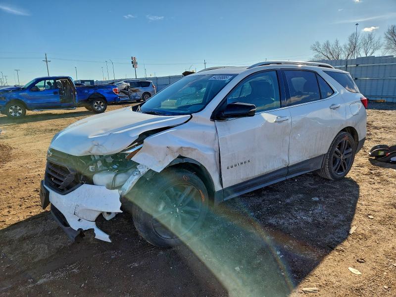 CHEVROLET EQUINOX 2020 with VIN 2GNAXUEV6L6261762 - Photo from auction