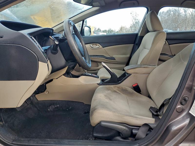 Photo 7 from auction – 2013 HONDA CIVIC LX with VIN 19XFB2F51DE061650