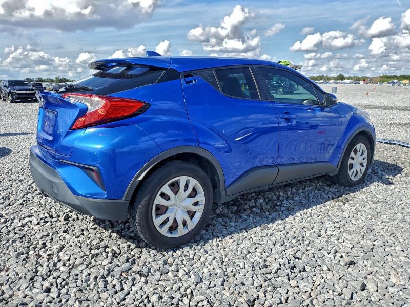 Photo 3 from auction – 2019 TOYOTA C-HR XLE with VIN NMTKHMBX2KR098501