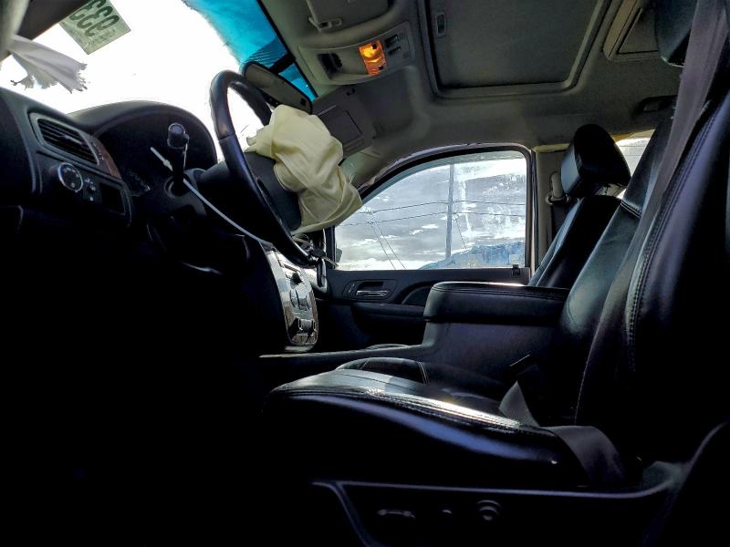 Photo 7 from auction – 2007 CHEVROLET SUBURBAN C with VIN 3GNFC16067G207309