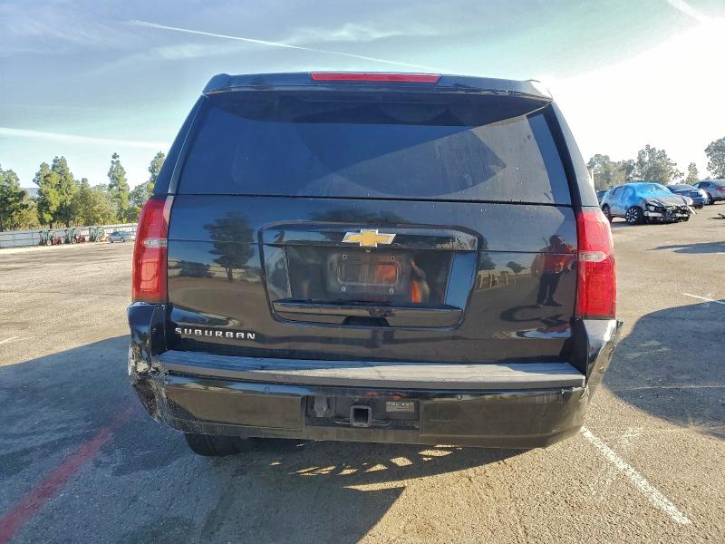Photo 6 from auction – 2017 CHEVROLET SUBURBAN C with VIN 1GNSCHKC2HR257570