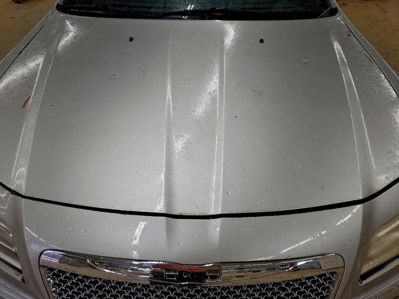 Photo 11 from auction – 2012 CHRYSLER 300 with VIN 2C3CCAAG4CH112617