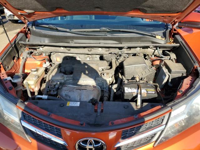 Photo 12 from auction – 2015 TOYOTA RAV4 XLE with VIN JTMRFREV0FD159729