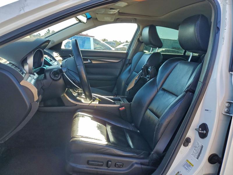 Photo 7 from auction – 2011 ACURA TL with VIN 19UUA8F20DA005738