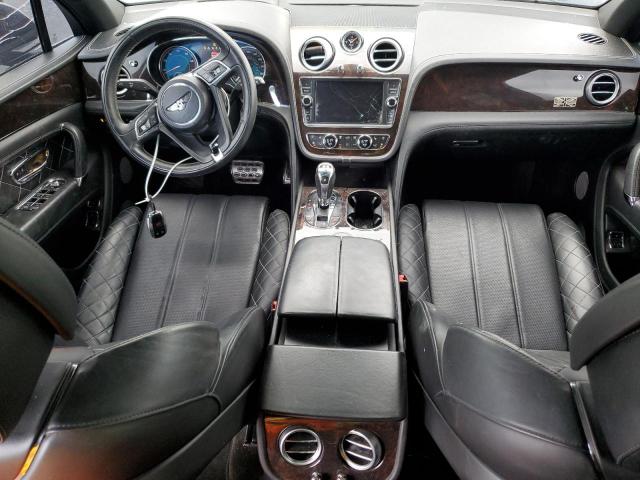 Photo 8 from auction – 2017 BENTLEY BENTAYGA with VIN SJAAC2ZV0HC013011
