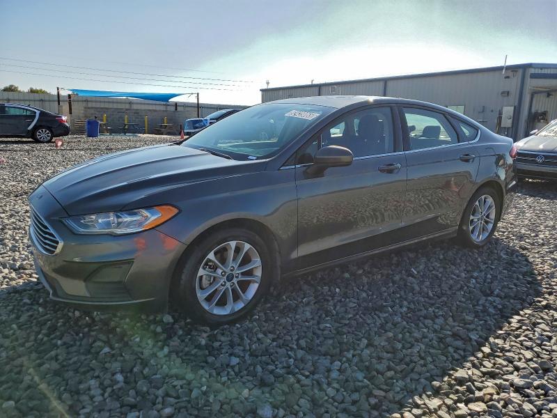 FORD FUSION SE 2020 with VIN 3FA6P0HD7LR202017 - Photo from auction
