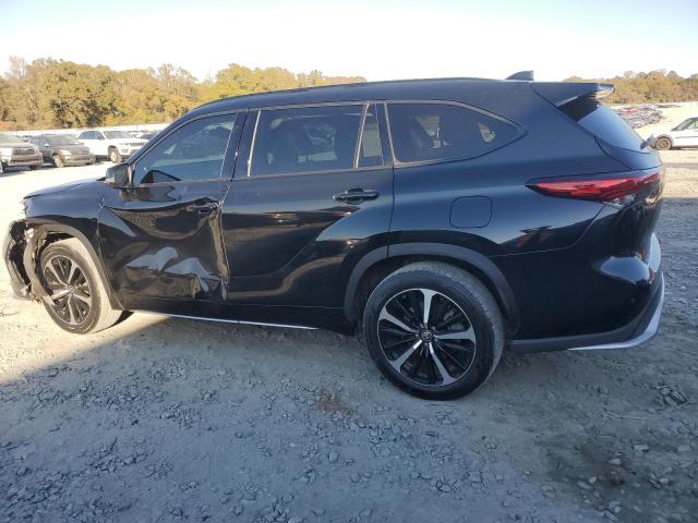 Photo 2 from auction – 2021 TOYOTA HIGHLANDER with VIN 5TDJZRAH5MS033842