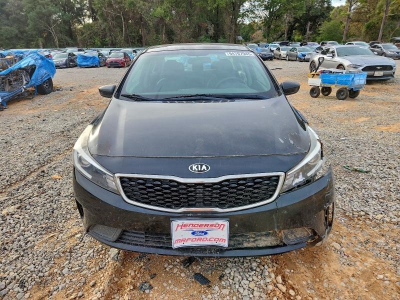 Photo 5 from auction – 2017 KIA FORTE LX with VIN 3KPFK4A79HE013551