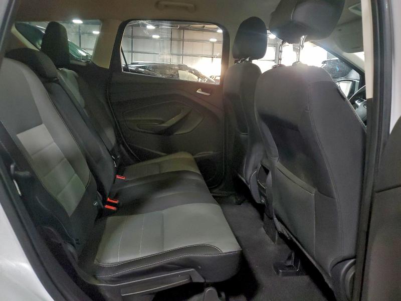 Photo 11 from auction – 2016 FORD ESCAPE with VIN 1FMCU0GX7GUA98916