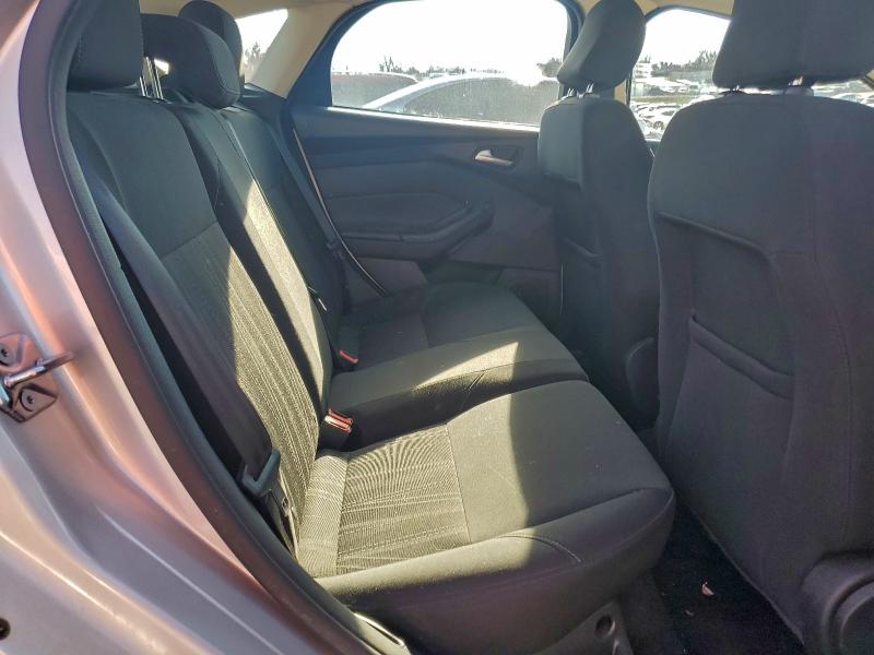 Photo 10 from auction – 2015 FORD FOCUS SE with VIN 1FADP3K27FL220004