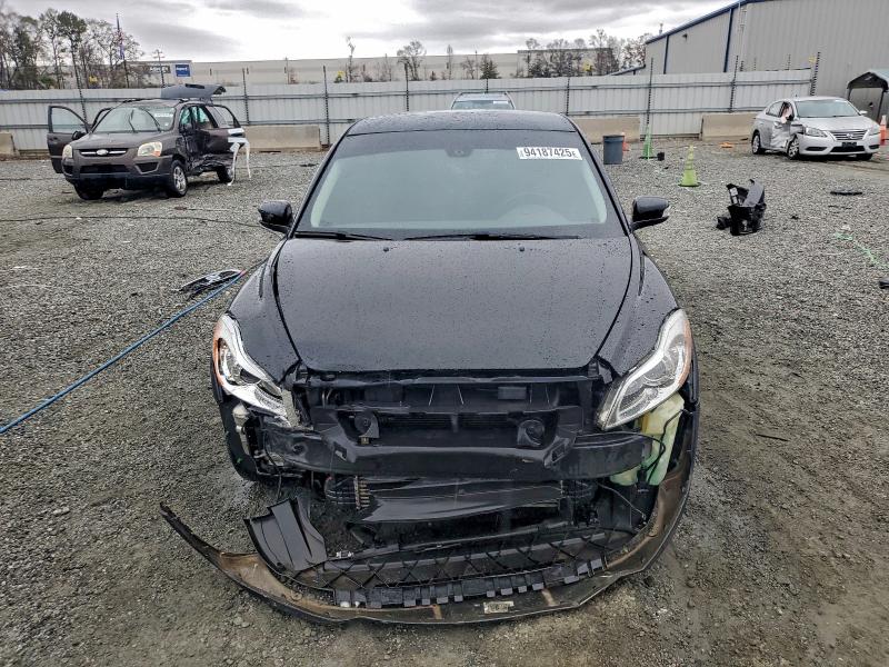 Photo 5 from auction – 2012 VOLVO C30 T5 with VIN YV1672MK9C2270067