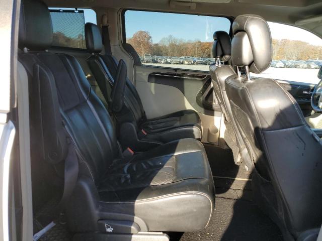 Photo 11 from auction – 2011 CHRYSLER TOWN & COU with VIN 2A4RR6DG3BR782952