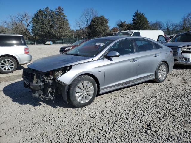 HYUNDAI SONATA HYB 2017 with VIN KMHE24L14HA046895 - Photo from auction
