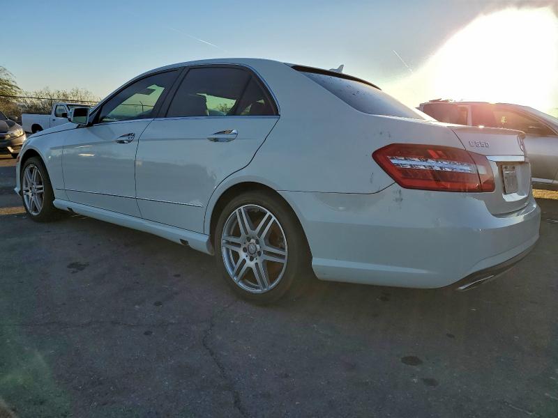 Photo 2 from auction – 2010 MERCEDES-BENZ E 550 4MAT with VIN WDDHF9AB4AA253202