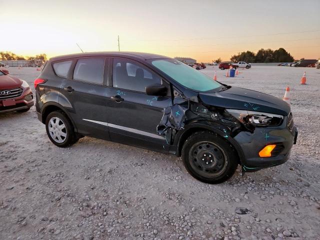 Photo 4 from auction – 2019 FORD ESCAPE S with VIN 1FMCU0F7XKUB00202