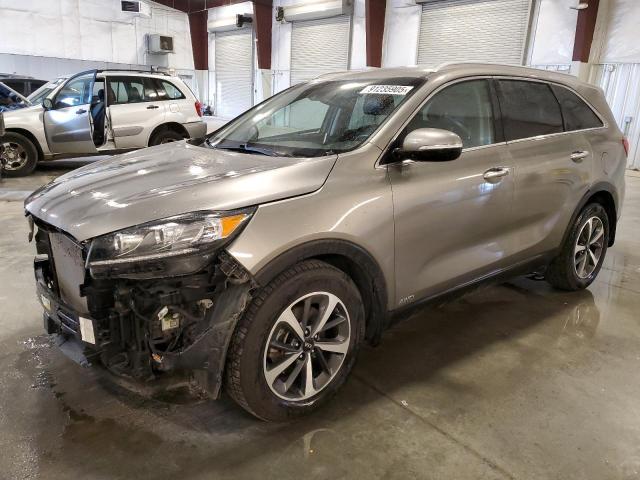 KIA SORENTO EX 2019 with VIN 5XYPHDA59KG546639 - Photo from auction