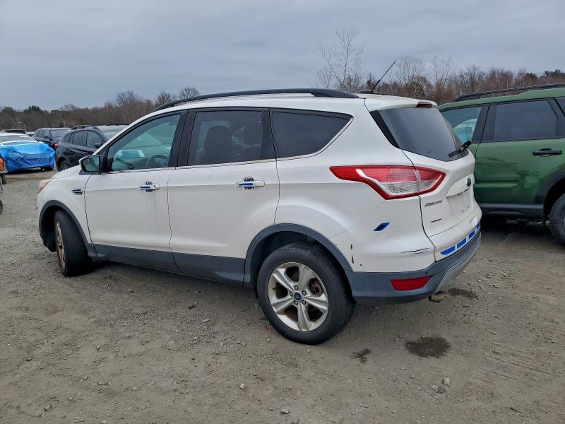 Photo 2 from auction – 2014 FORD ESCAPE SE with VIN 1FMCU9GX2EUD90619