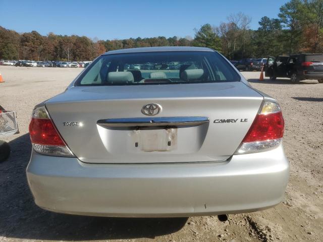 Photo 6 from auction – 2005 TOYOTA CAMRY LE with VIN 4T1BE32K75U550625