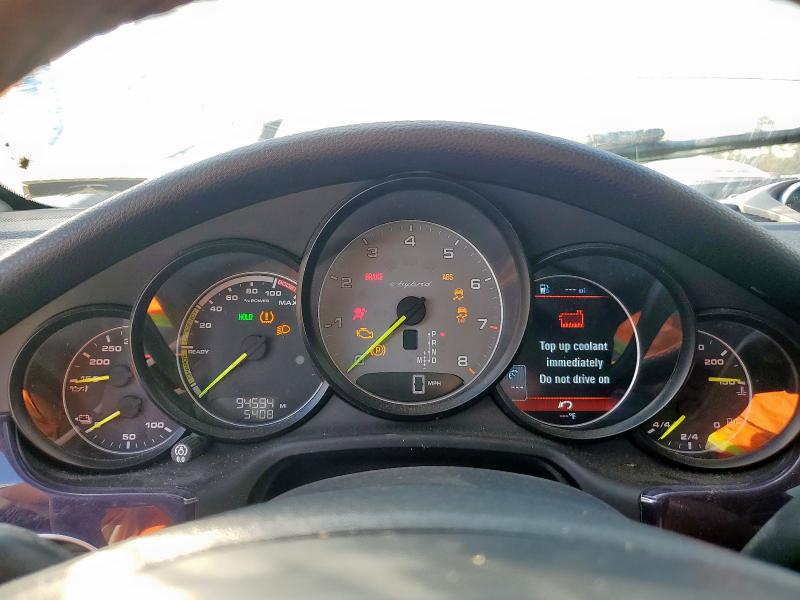 Photo 9 from auction – 2014 PORSCHE PANAMERA with VIN WP0AD2A70EL044747