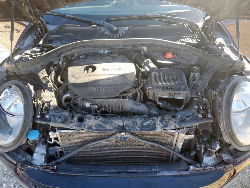 Photo 11 from auction – 2016 MINI COOPER CLU with VIN WMWLN5C51G2E29231
