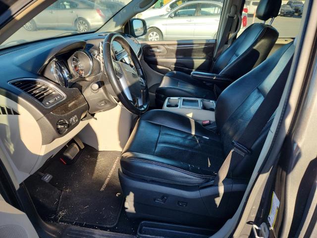 Photo 7 from auction – 2012 CHRYSLER TOWN & COU with VIN 2C4RC1CG2CR143958