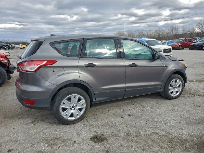 Photo 3 from auction – 2013 FORD ESCAPE S with VIN 1FMCU0F70DUB93055