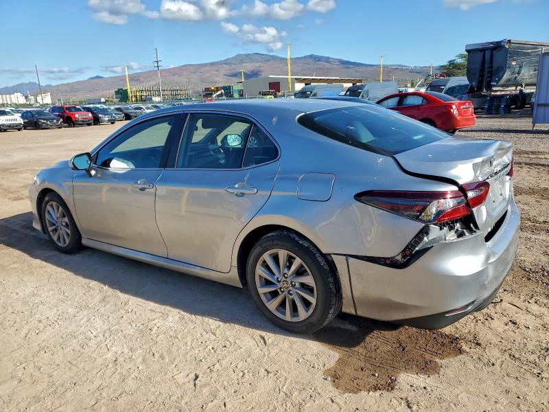 Photo 2 from auction – 2022 TOYOTA CAMRY LE with VIN 4T1C11AK2NU694993