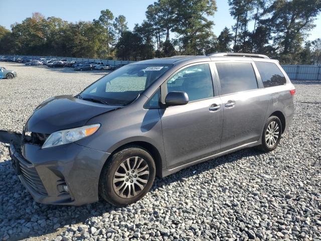 Photo 1 from auction – 2018 TOYOTA SIENNA XLE with VIN 5TDYZ3DC2JS914389