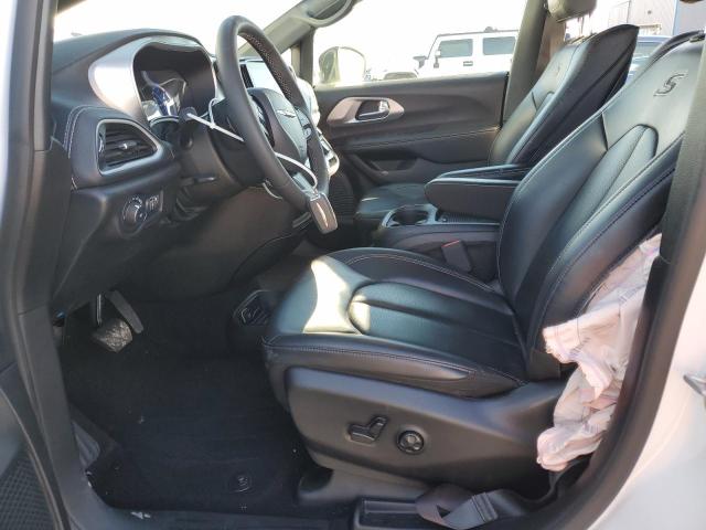 Photo 7 from auction – 2023 CHRYSLER PACIFICA with VIN 2C4RC1L7XPR622716