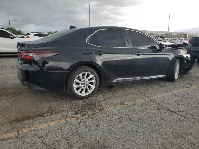 Photo 3 from auction – 2022 TOYOTA CAMRY with VIN 4T1C11AK6NU003738