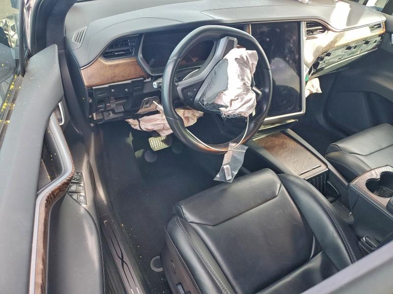 Photo 8 from auction – 2018 TESLA MODEL X with VIN 5YJXCBE21JF130061
