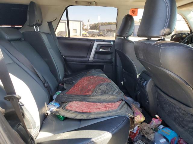 Photo 11 from auction – 2016 TOYOTA 4RUNNER SR with VIN JTEBU5JR6G5296299