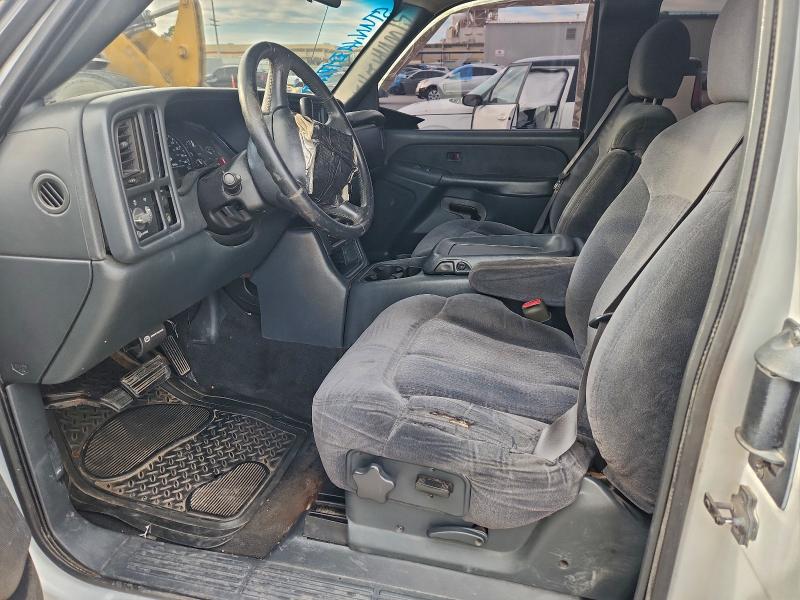 Photo 7 from auction – 2002 CHEVROLET SILVERADO with VIN 2GCEC19T721144152