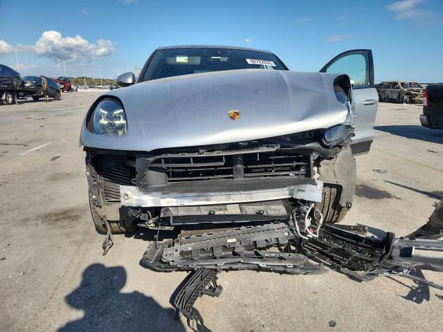 Photo 5 from auction – 2020 PORSCHE MACAN S with VIN WP1AB2A56LLB35084