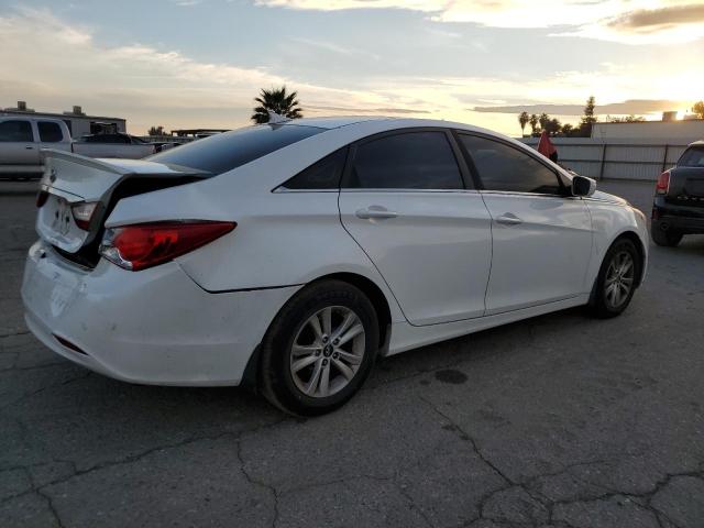 Photo 3 from auction – 2013 HYUNDAI SONATA with VIN 5NPEB4AC3DH677911