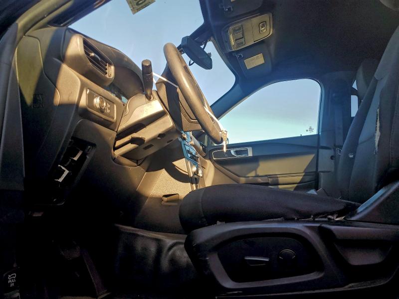 Photo 7 from auction – 2021 FORD EXPLORER P with VIN 1FM5K8AB9MGB04672