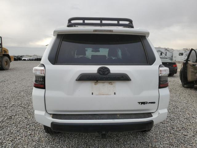 Photo 6 from auction – 2019 TOYOTA 4RUNNER SR with VIN JTEBU5JR8K5717240