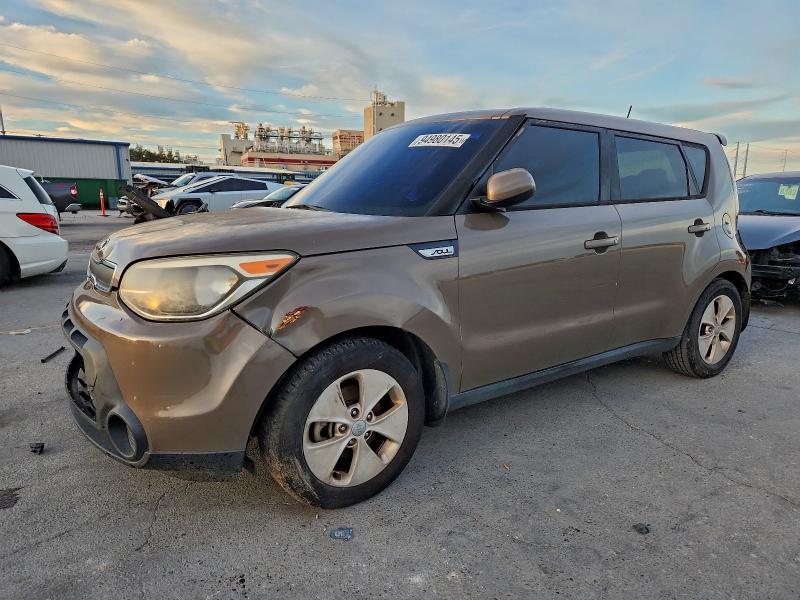 KIA SOUL 2015 with VIN KNDJN2A28F7142811 - Photo from auction
